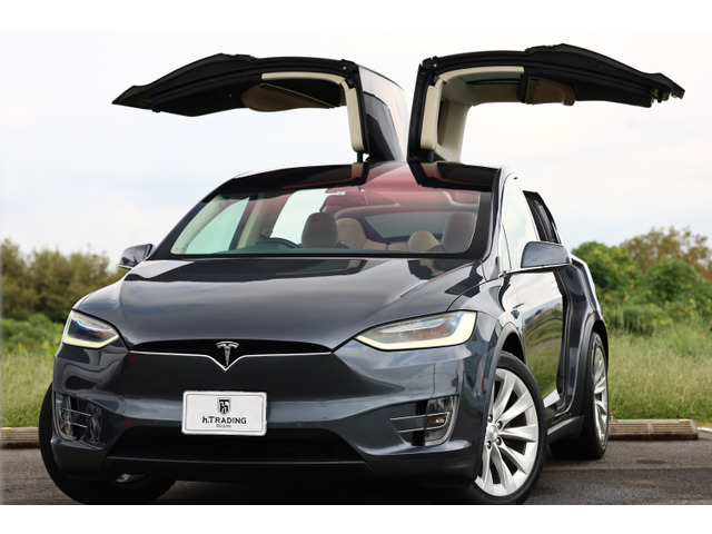 テスラ モデルX 100D 4WD オートパイロット/エアサス 388.0万円