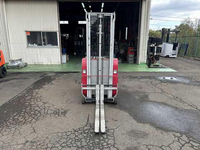 トヨタL&amp;F電動フォークリフト