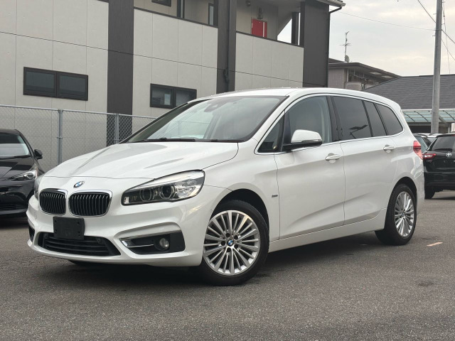 2シリーズグランツアラー220i ラグジュアリー