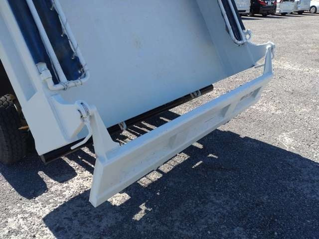 �y�����ԁE���ʎ����ԁ`�_���v�E���j�b�N�A�E�^���N���[���[�E�A�[�����[���A�E�[�_���v�E�p�b�J�[�ԁA�E���{�f�B���݌ɑ���!