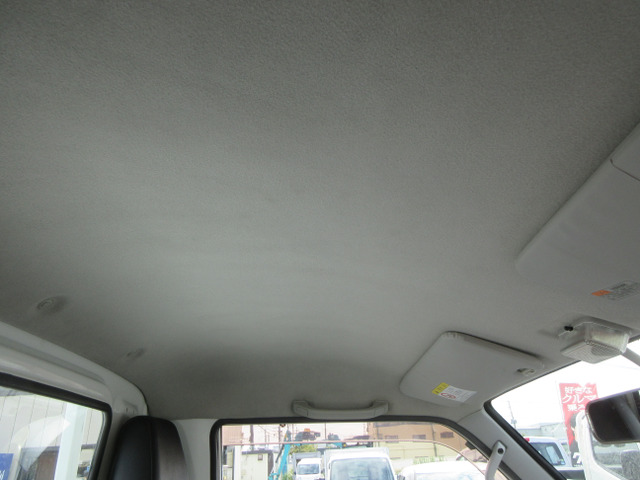 �������E�V����ł���