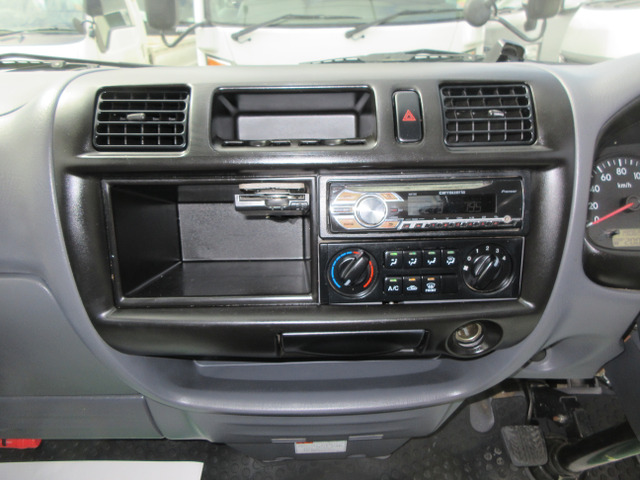 �������E�C���p�l���ł���