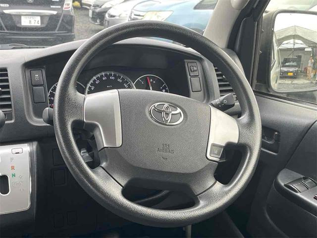 ハイエースバン