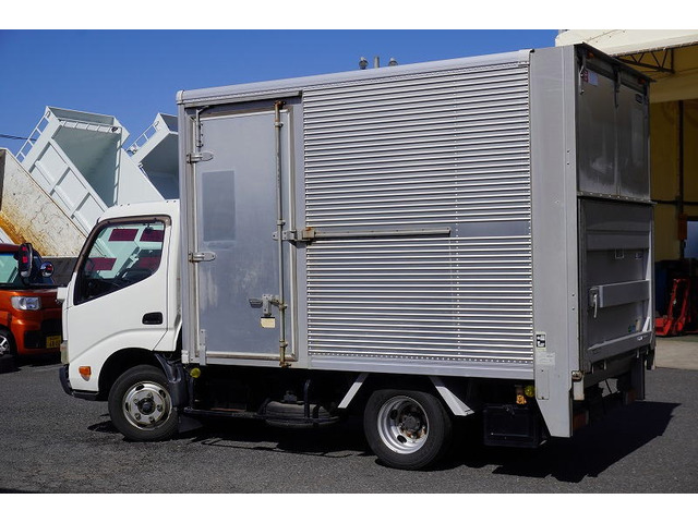 �o���E�g���b�N�Ƃ���1��1��d�l�̈قȂ镨�����A���m���Ɋ�Â�������₷�����������Ē����܂��B