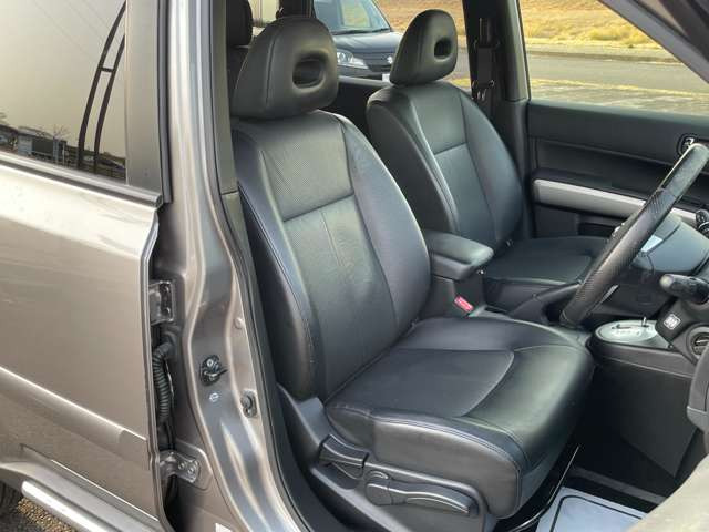 エクストレイル2.0 20GT S ディーゼル 4WD