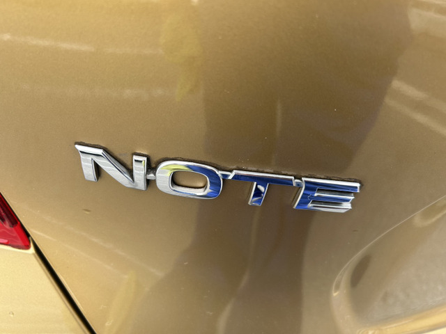 ☆MEGA級展示場在庫100台!全店舗300台以上!☆軽自動車コーナー、コンパクト車コーナー、1BOX&ステーションワゴンコーナー、輸入車コーナーずらりとご用意しております♪