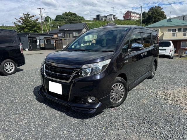 エスクァイアハイブリッド1.8 Gi ブラックテーラード