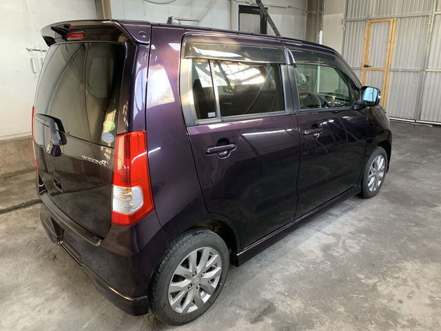 スターターやオーディオ等持ち込み大歓迎です!乗り換えのお車についている装備品の移植も行いますので、まずはご相談ください!