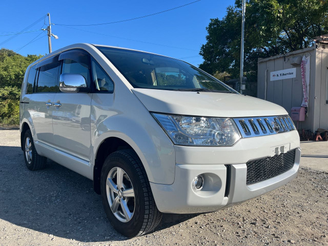 デリカD:52.4 G プレミアム 4WD