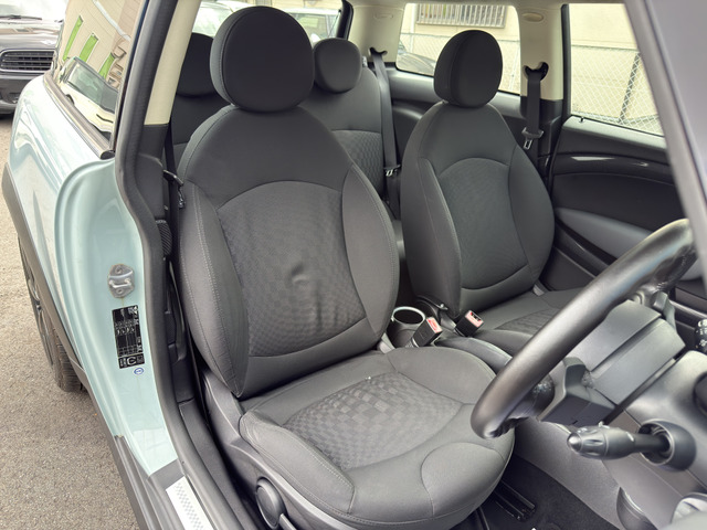 �����N���[�j���O�ς݂ł����s�J�s�J�Ɏd�グ�Ă��q�l�̂����X�����҂����Ă���܂���