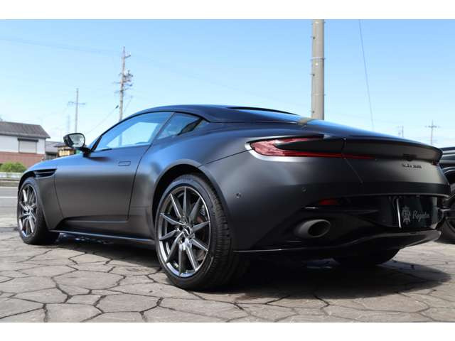 �ǉ��J�X�^���������Ă���܂��B