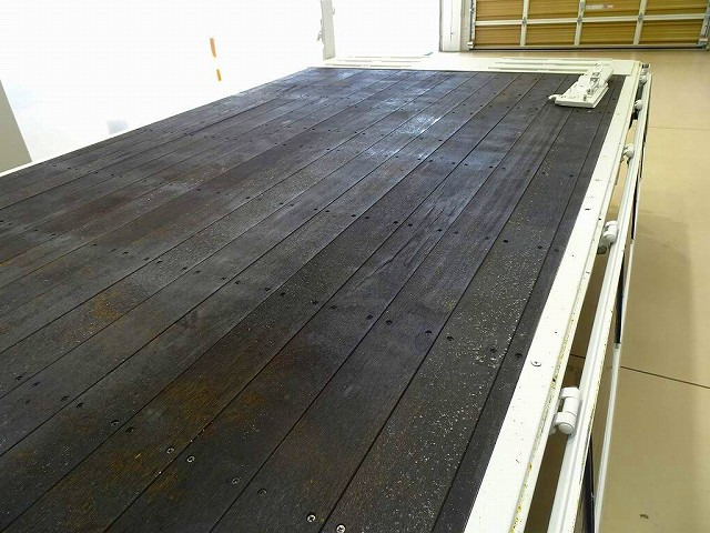 �ב����:367&times;210&times;40 �O���J ���A�s�g�����ւ� ���˂�17�{(�`�����l������4�{) ���A�u���ς݉��H ���A�A�I���x���E���� �^�_�m4�i 2.9t�݂�Z���t�N���[���t