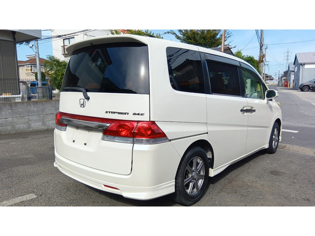 ステップワゴン2.4 24Z