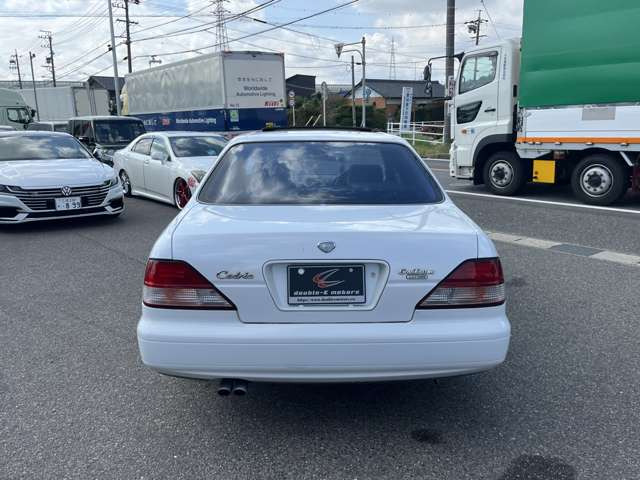 ���R�^���[���ȂǑ������p�ӂ��Ă��܂��B