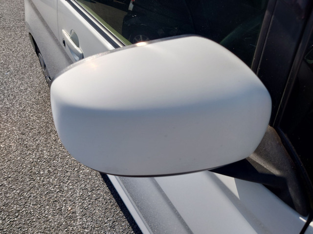 程度が悪い車が安いのは当たり前です。当店はコストを安く!薄利多売価格設定でお客様が良質安価な車両に出会える事にこだわっております。少し年式が古くても程度の良い車両は沢山あります!