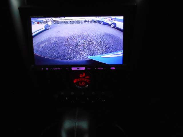 �o�b�N���j�^�[�쓮