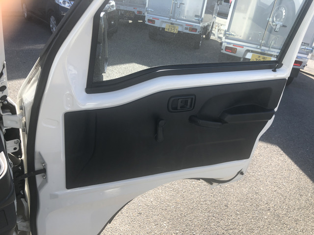 �^�]�ȑ��̃h�A