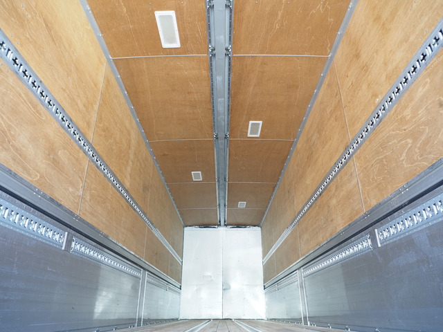 スーパーグレートウィング