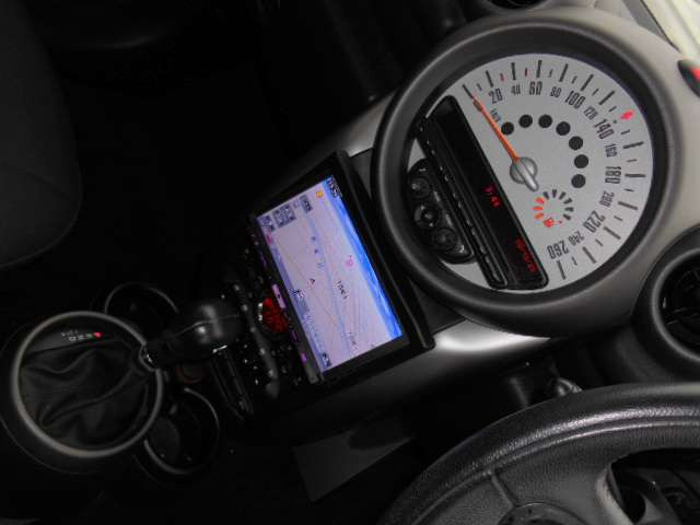 AV�i�rTV�o�b�N���j�^�[�t��