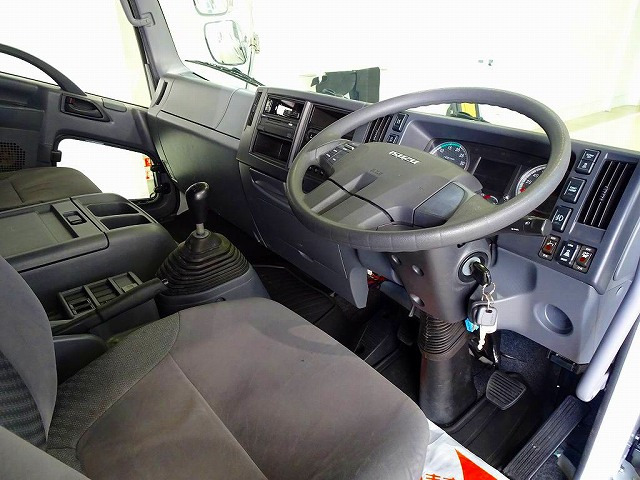 �I�[�gAC PS PW SRS ABS �L�[���X ���d�i�~���[/�q�[�^�[/���E�d���p�x���� �G�A�T�X�V�[�g AM/FM���W�I ETC �o�b�N���j�^�[ �^�R�O���t �t���A6MT