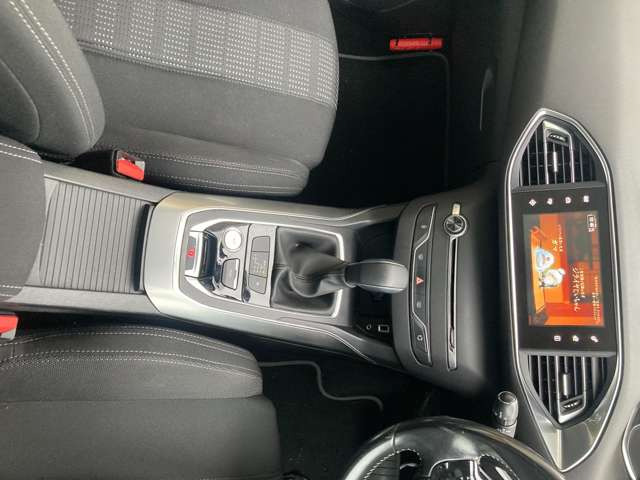 プジョー 308SW シエロ 後期モデル1.2ターボ パノラマムーン