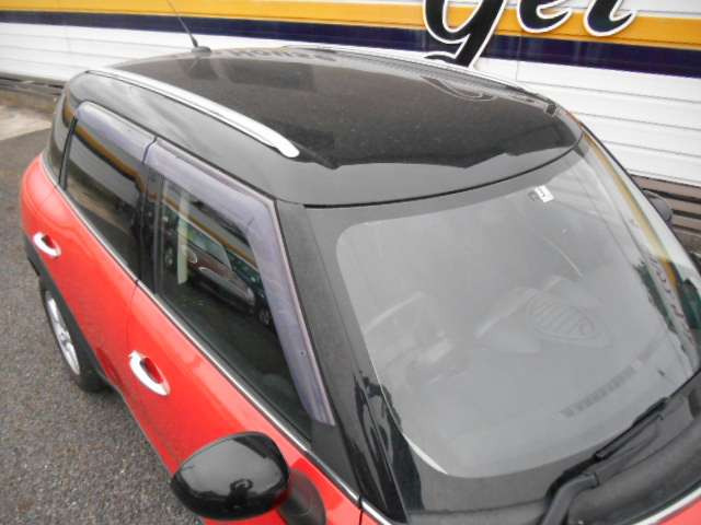 �E�O����