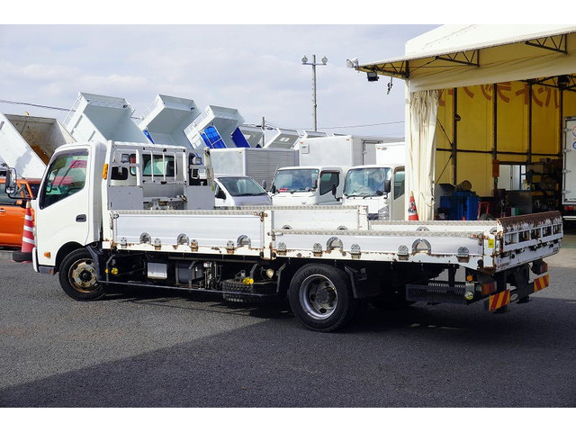 �o���E�g���b�N�Ƃ���1��1��d�l�̈قȂ镨�����A���m���Ɋ�Â�������₷�����������Ē����܂��B