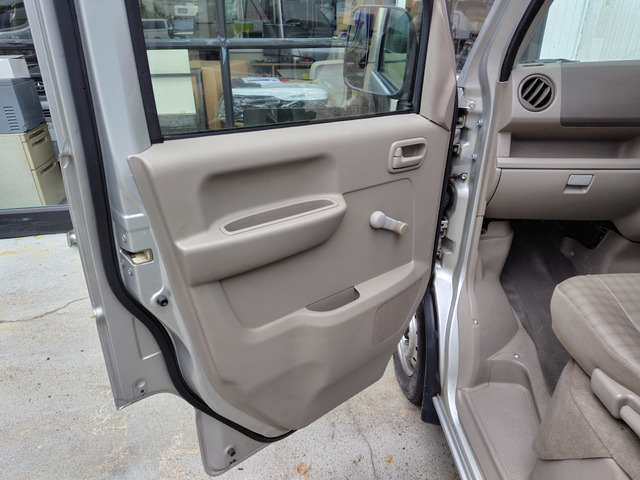 DA64V 5MT A/C �\�[���[�p�l�������ς�