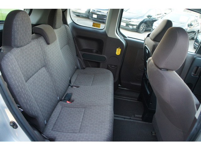 全国納車させて頂きます。遠方のお客様も是非お問い合わせください。格安陸送でご案内させて頂いてます。引き取りに店頭納車可能