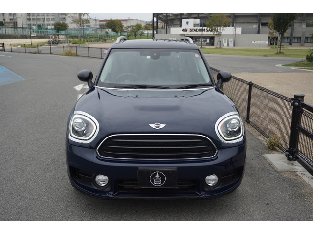 正面から見るとお洒落な模様がよく目立ちます☆