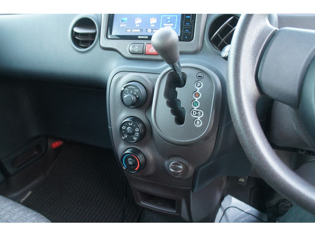 ミッションの変速のショックは異音、オイル漏れなど仕入れる前に確認をします。いいお車になります。エアコン、電気系なども納車前に事前に点検して納車します。お客様にも納車時にもすべて確認していただきます。