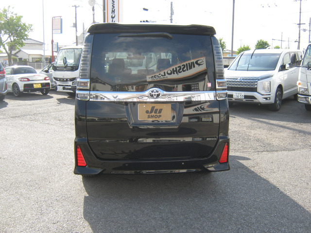 ヴォクシー2.0 ZS 煌III