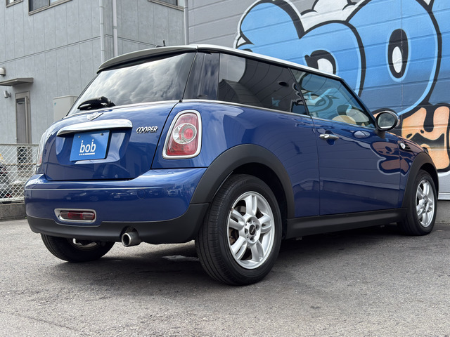 ���X�͗A���Ԃ͂�����񍑎Y�Ԃ����C���i�b�v���Ă���܂��B�y�c�Ǝ���11���`18���A���j���x�݁z���C�y�ɂ��d�b���������B