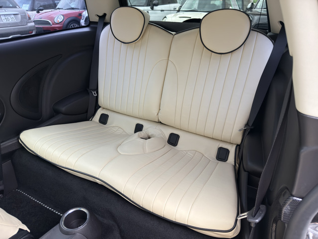 MINI�Ȃ�ł͂̃z�[���h�͂̍����V�[�g���g�p���Ă���܂��B��Ȃɂ́A�`���C���h�V�[�g����t�\�ł��B