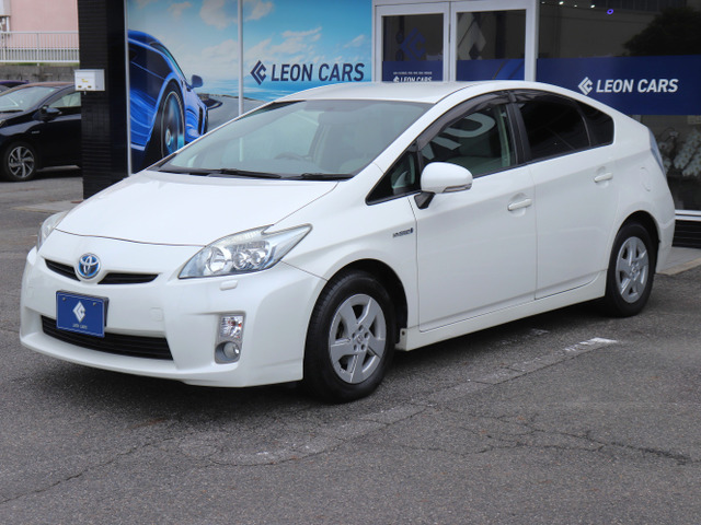 プリウス1.8 S LEDエディション