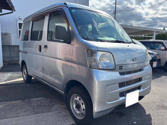 この度は当店のお車をご覧になっていただき、誠にありがとうございます。じっくり現車確認して頂けるよう、ご準備を致します!