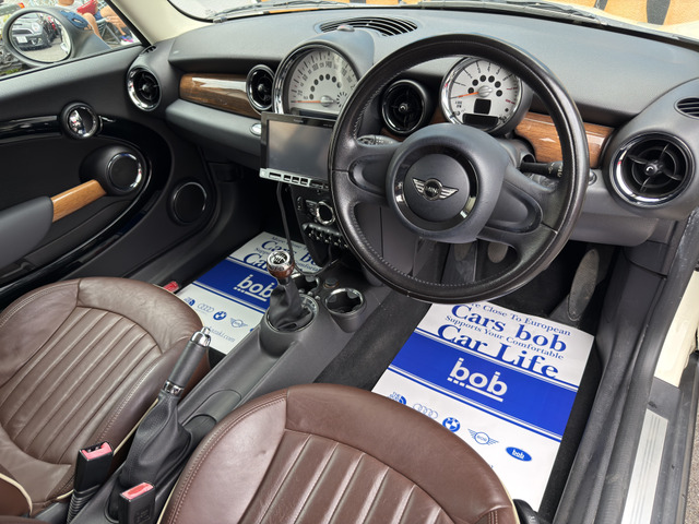 ��������Ƃ����V���v���ȓ����̑���͉��B�Ԃ̖���!�ו��ɂ܂ł�����蔲���ꂽ�f�U�C���������ł��̂Ő��񂶂�����Ƃ������������܂��B