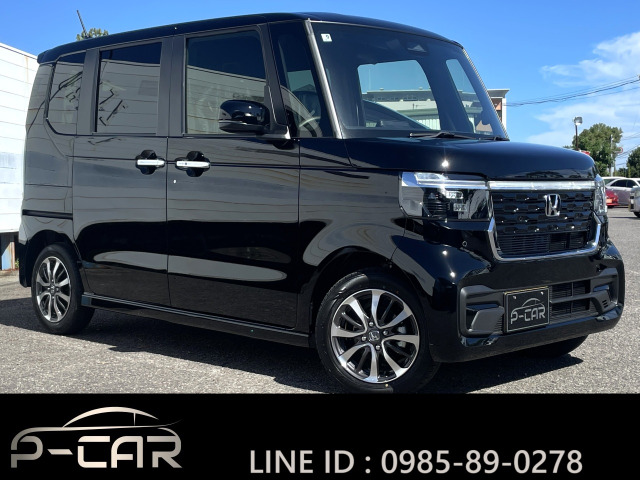 N-BOXカスタム(ホンダ) ベースグレード　両側電動☆8インチナビ☆ヒータ☆衝突軽減 中古車画像