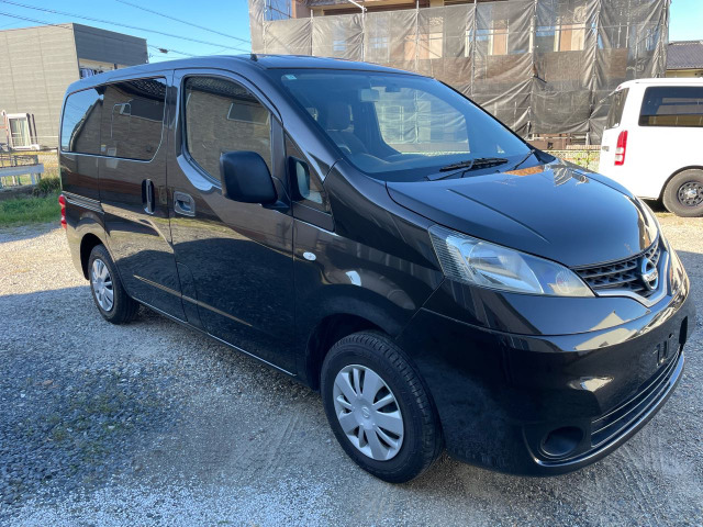 NV200バネットバン1.6 DX