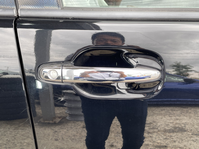 �y�x�����z���i�X�z���Ԃ������������܂��āA���ɗL�������܂��B�݌Ɏԗ��ɂȂ�܂��̂ŁA���񂲓s���̋X�������ɁA���ɗ��ĉ������B���X�\��������ƁA���ē����X���[�Y�ł��B