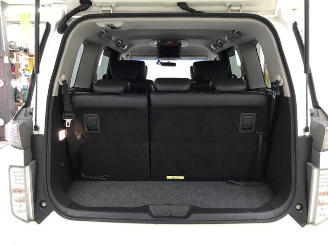 【アフターサービス】 ご納車3ヶ月目の無料点検付!お車ご購入後のカーライフサポートもお任せ!車検・修理・カスタマイズ・カーナビやオーディオの取り付けからお車の売却まで、どんなことでもご相談に乗ります。