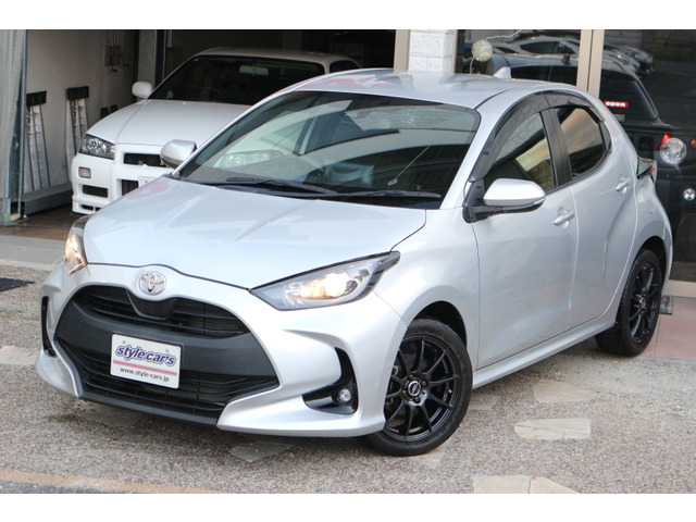 ☆乗りやすい!走りやすい!使いやすい!トヨタの人気コンパクトカー【MXPA10-ヤリス】入荷しました!走行距離が浅い6速ミッションはとても珍しい!カスタムパーツも豊富なおすすめ車両です!