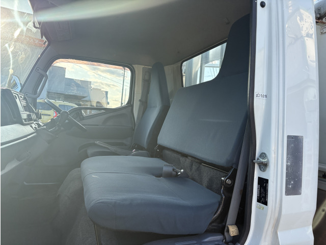 2990cc 2t 2�g�� ���C�h�����O ���{�f�B �ב�S�ʓS���� ���O���d�グ�ς� 5�� 5MT 3�y�_�� �p���[�E�C���h�E 3�l��� �����O