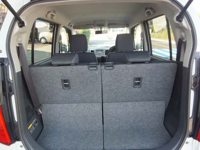 ���[���R�����s���ȕ��ɂ͊ȒP�ɉ��R�����������܂��B�����ɂ��Z�܂��̕��A�O�o���l�ł����X������ȕ��ւ͎ԗ��̒ǉ����摜���������܂��B���񂲗��p��������!