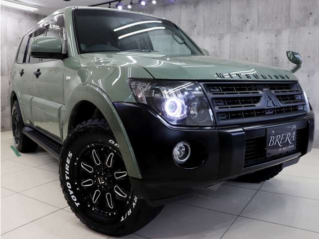 どの角度から見ても、迫力のフォルムに仕上がっております。