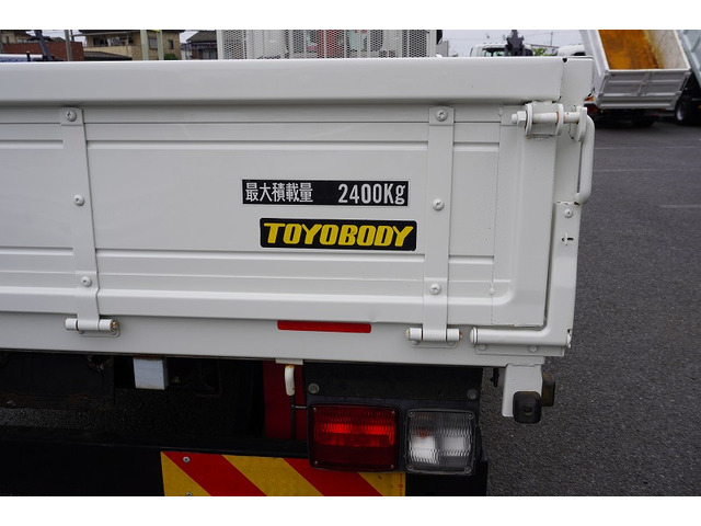 �V�Ԓ����������Ă���܂��B���g�p�̎ԂȂǂ����Ŕ[���������g���b�N����������u���Ă���܂��̂ł������������B