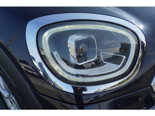 �~�`�̃w�b�h���C�g�ɂ���Ăǂ����猩�Ă�MINI�������Ă��������܂�!