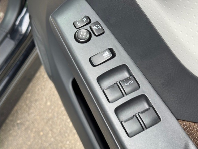 �I�[�N�V������s���D�Ȃǂ������k���������B