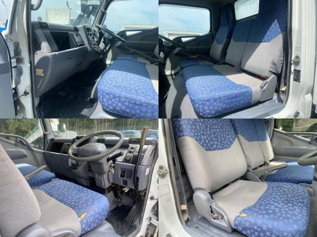 キャンターダンプ