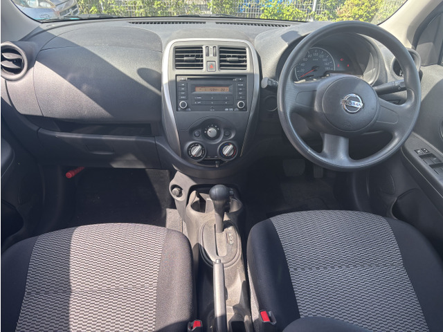 ���s������8��L����